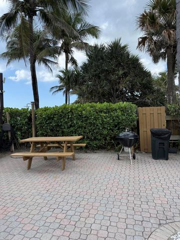 800 SE 20th Avenue 105, Deerfield Beach, FL 33441
