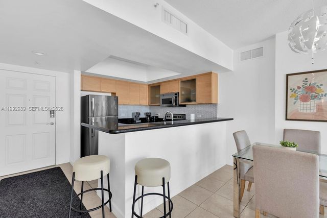 140 S Dixie Hwy 403 403, Hollywood, FL 33020