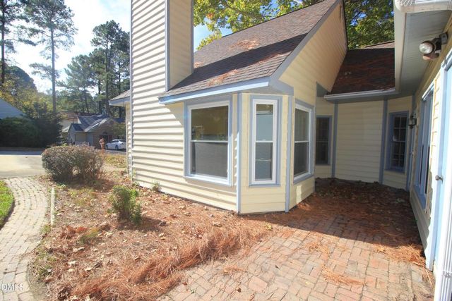 112 Sterlingdaire Drive, Cary, NC 27511