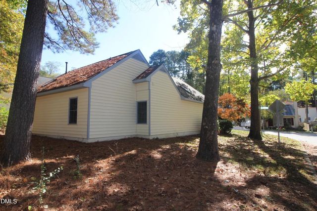 112 Sterlingdaire Drive, Cary, NC 27511