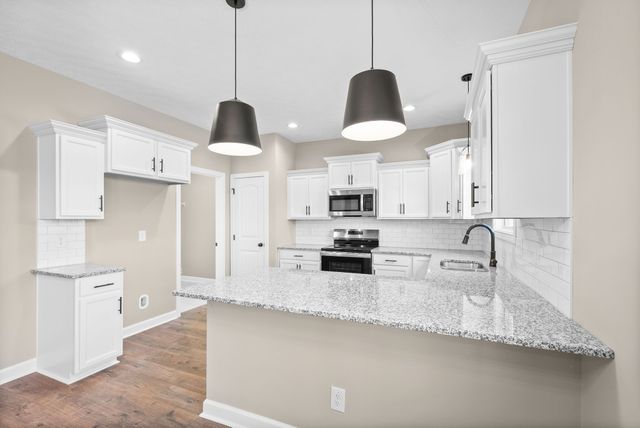1585 Malone Way, Clarksville, TN 37043