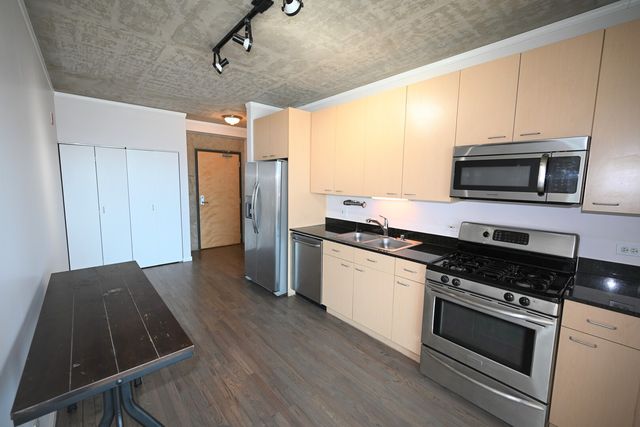 1845 S MICHIGAN Avenue 1402, Chicago, IL 60616