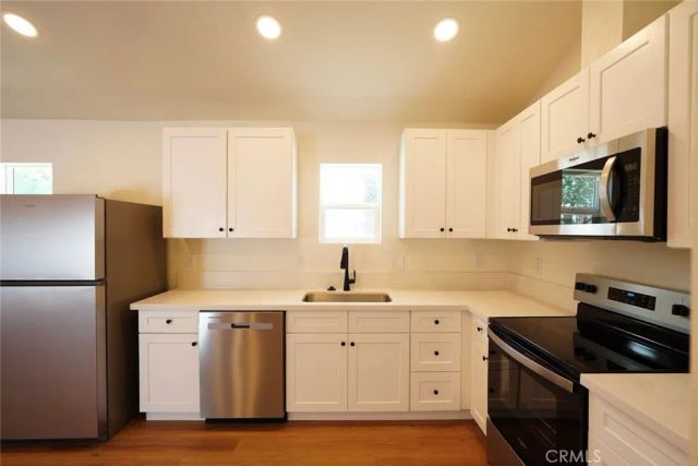 4807 Charlotte Way, Riverside, CA 92504