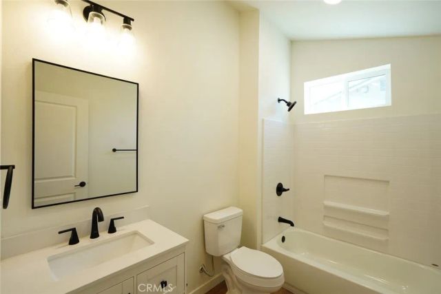 4807 Charlotte Way, Riverside, CA 92504