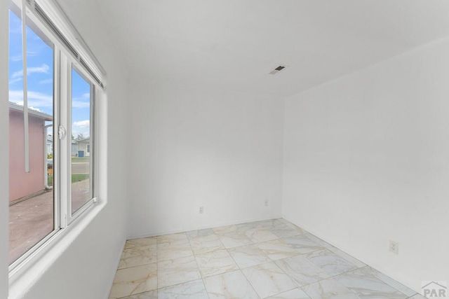 2717 Ontario St, Pueblo, CO 81004