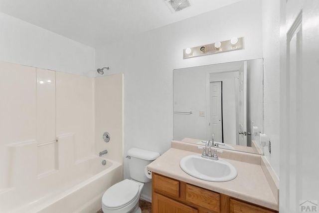 2717 Ontario St, Pueblo, CO 81004