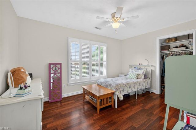 817 Satinwood CT, Chesapeake, VA 23322