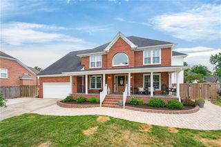 817 Satinwood CT, Chesapeake, VA 23322