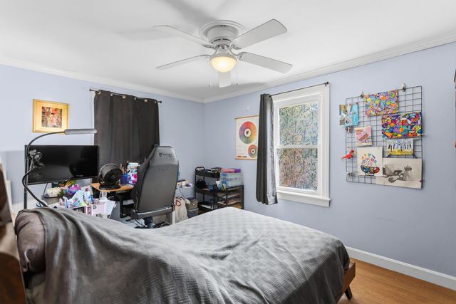 196 Dewey Street, Manchester, NH 03103