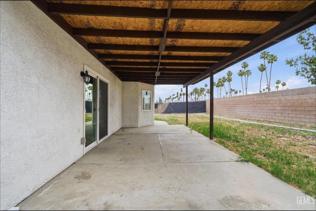 5808 El Camino Avenue, Bakersfield, CA 93313