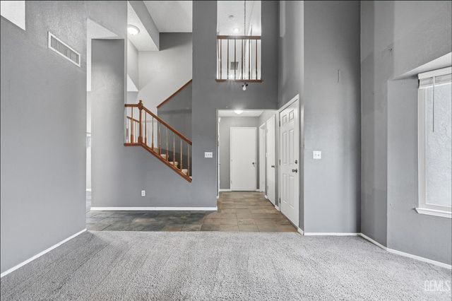 5808 El Camino Avenue, Bakersfield, CA 93313
