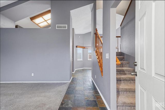 5808 El Camino Avenue, Bakersfield, CA 93313