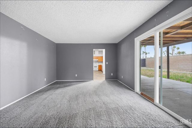 5808 El Camino Avenue, Bakersfield, CA 93313