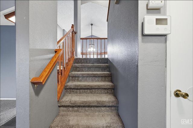 5808 El Camino Avenue, Bakersfield, CA 93313