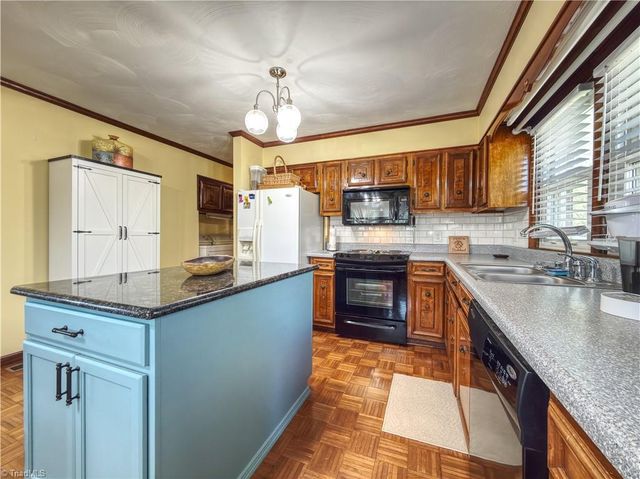 60 Edwin, Cana, VA 24317