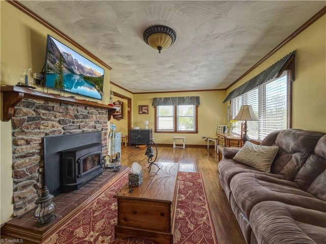 60 Edwin, Cana, VA 24317