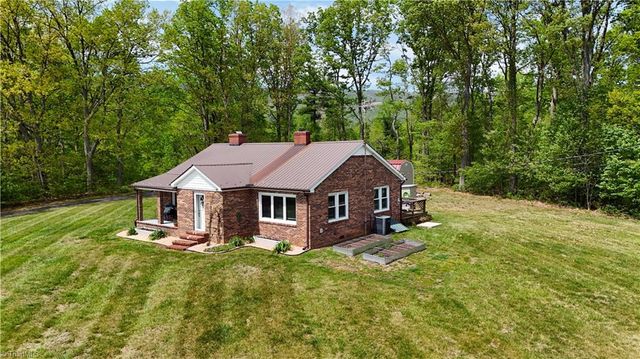 60 Edwin, Cana, VA 24317