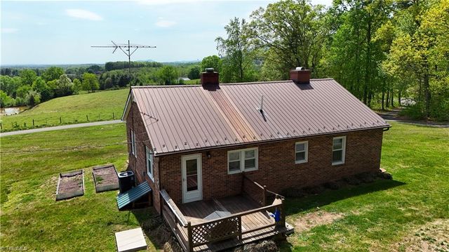 60 Edwin, Cana, VA 24317