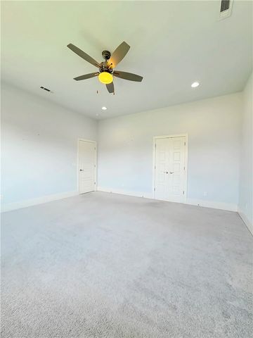 2004 SW Hampton Avenue, Bentonville, AR 72713