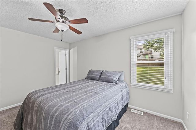815 Autumn Drive, Belton, MO 64012