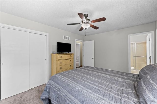 815 Autumn Drive, Belton, MO 64012