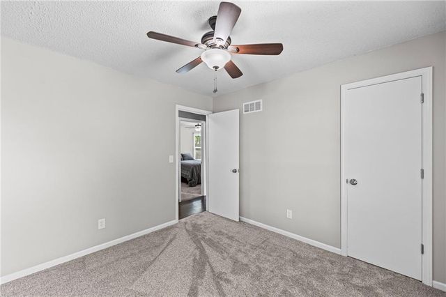 815 Autumn Drive, Belton, MO 64012
