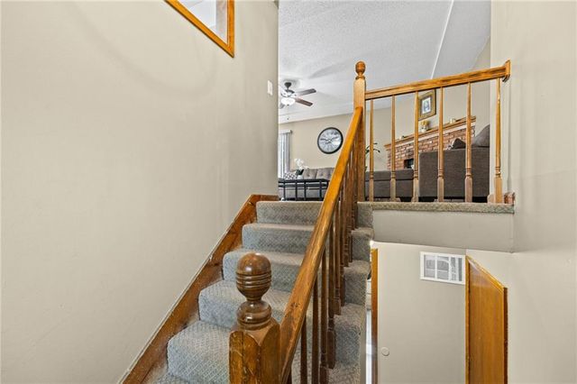 815 Autumn Drive, Belton, MO 64012