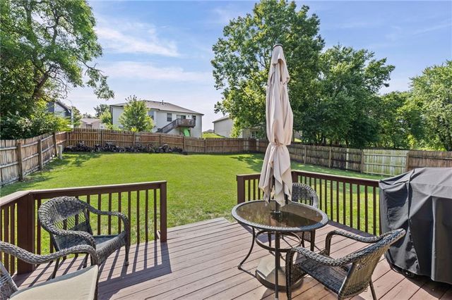 815 Autumn Drive, Belton, MO 64012