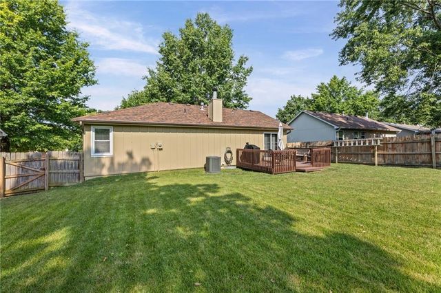 815 Autumn Drive, Belton, MO 64012
