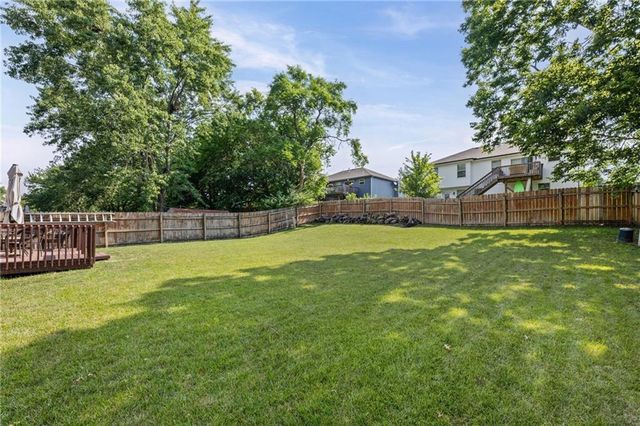 815 Autumn Drive, Belton, MO 64012