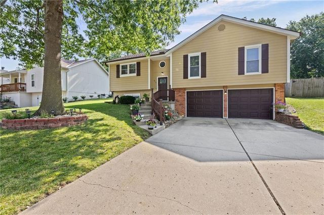 815 Autumn Drive, Belton, MO 64012