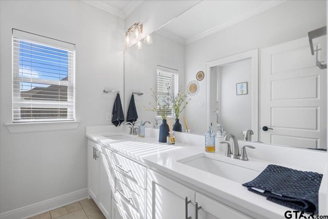 421 Bush Buck Way, Bullard, TX 75757