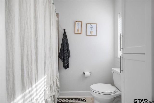 421 Bush Buck Way, Bullard, TX 75757