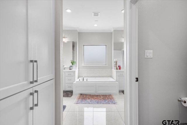 421 Bush Buck Way, Bullard, TX 75757