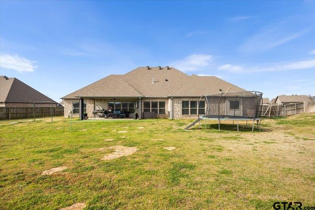 421 Bush Buck Way, Bullard, TX 75757