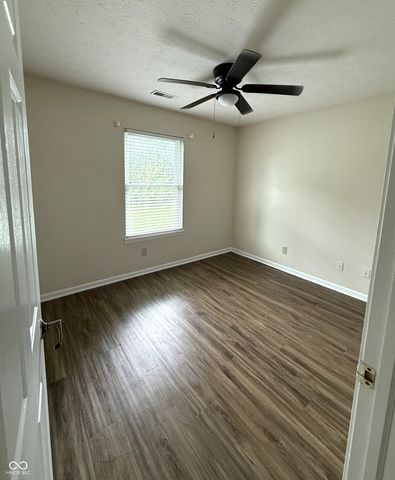 7318 Thornmill Court, Avon, IN 46123