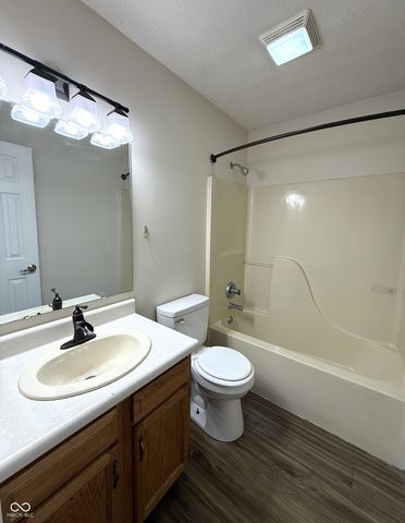 7318 Thornmill Court, Avon, IN 46123