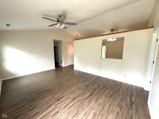 7318 Thornmill Court, Avon, IN 46123