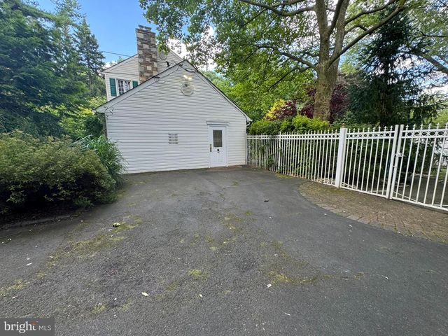 417 WINGATE RD, Huntingdon Valley, PA 19006