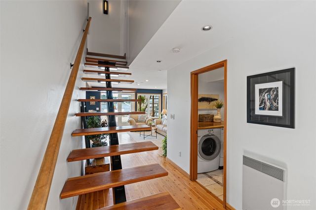 15 N Salmon Beach, Tacoma, WA 98407