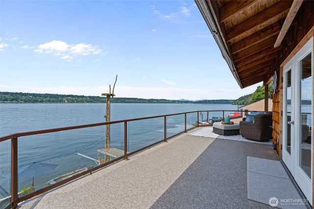 15 N Salmon Beach, Tacoma, WA 98407