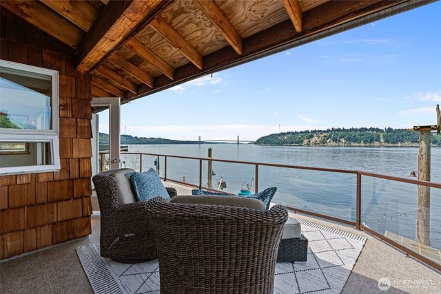 15 N Salmon Beach, Tacoma, WA 98407
