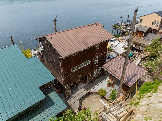 15 N Salmon Beach, Tacoma, WA 98407