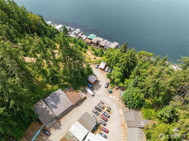 15 N Salmon Beach, Tacoma, WA 98407