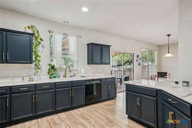 8114 Cooper Mill, San Antonio, TX 78255