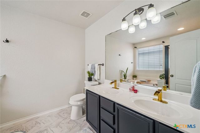 8114 Cooper Mill, San Antonio, TX 78255