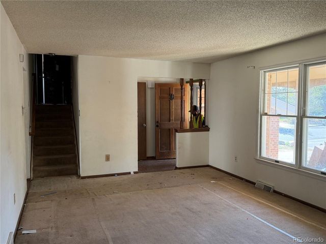 2545 S Eagle Cir, Aurora, CO 80014