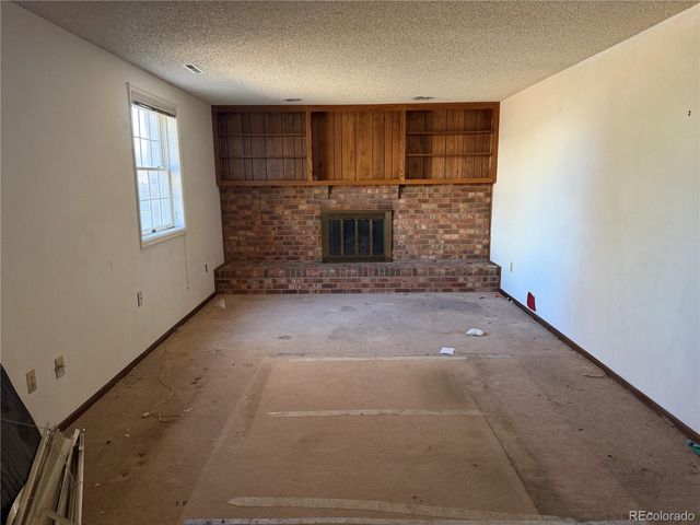 2545 S Eagle Cir, Aurora, CO 80014