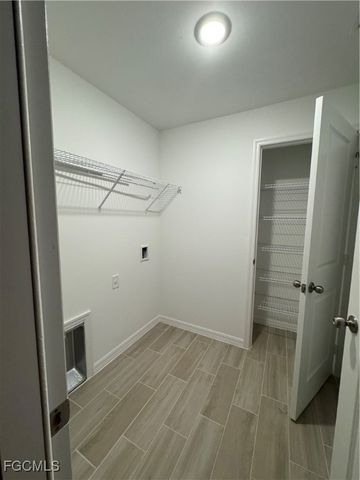 420 NW 4th TER, Cape Coral, FL 33993