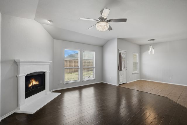 125 Meadow Crest Drive, Princeton, TX 75407